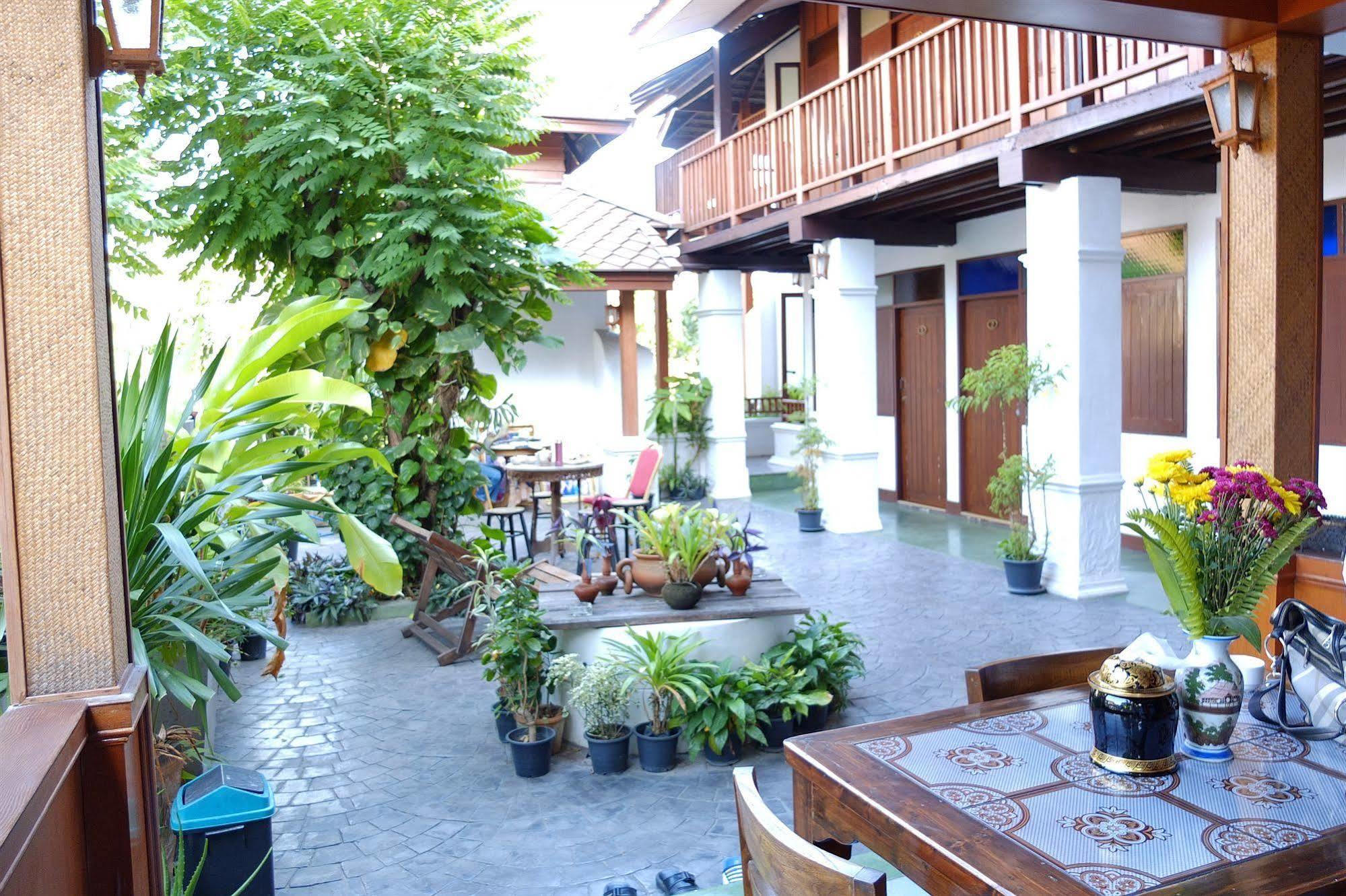 Baanlek Home Stay Chiang Mai Exterior photo
